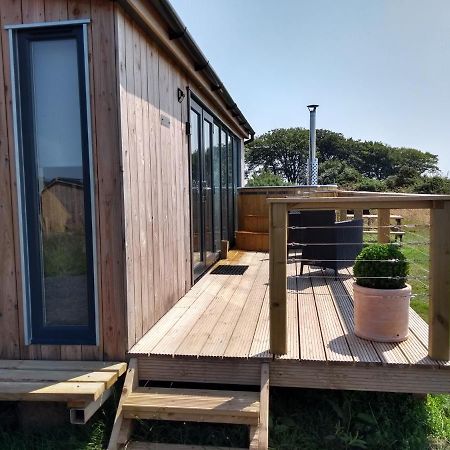 Cleeves Cabins Arran Luxury Lodge With Hot Tub Dalry  Eksteriør billede