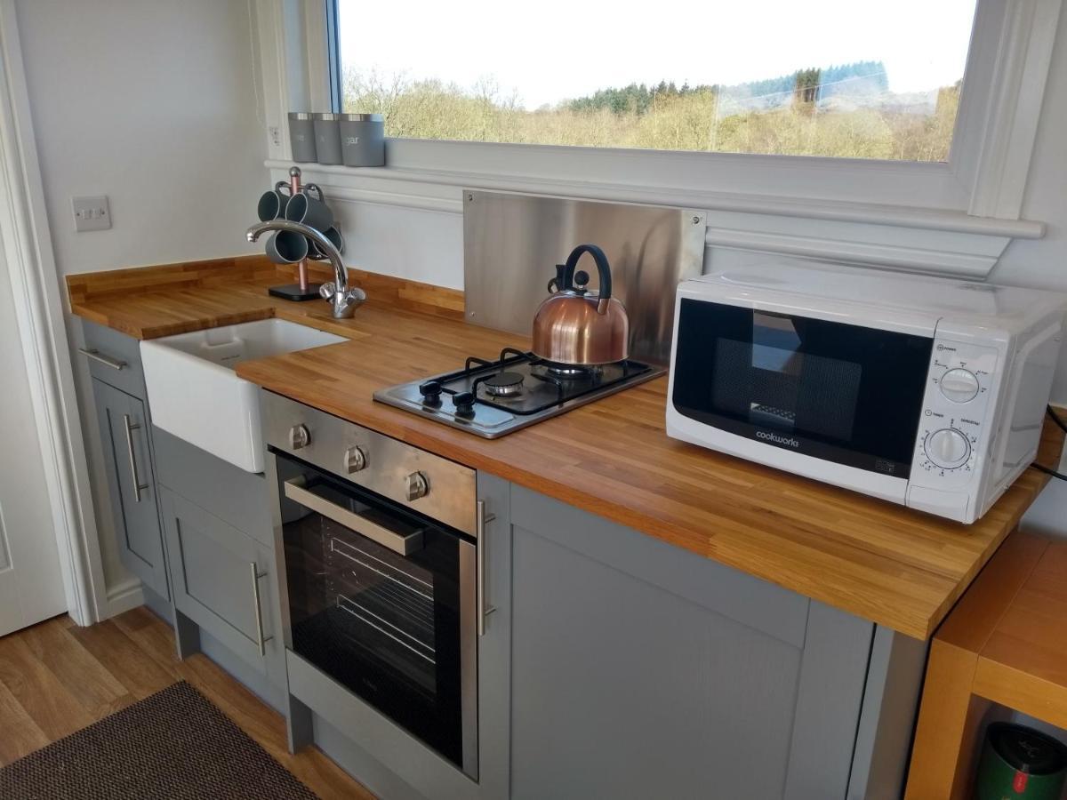 Cleeves Cabins Arran Luxury Lodge With Hot Tub Dalry  Eksteriør billede