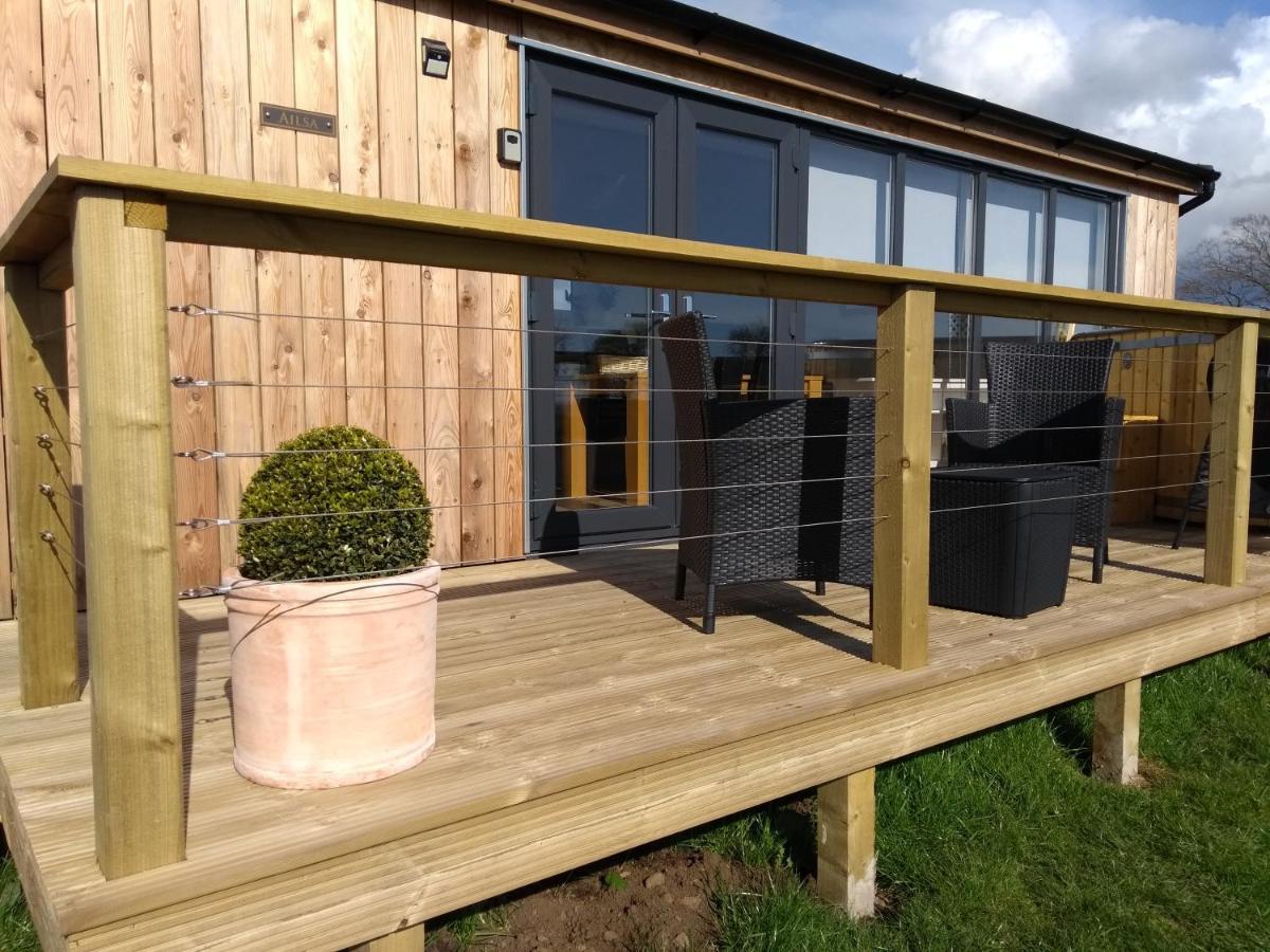 Cleeves Cabins Arran Luxury Lodge With Hot Tub Dalry  Eksteriør billede